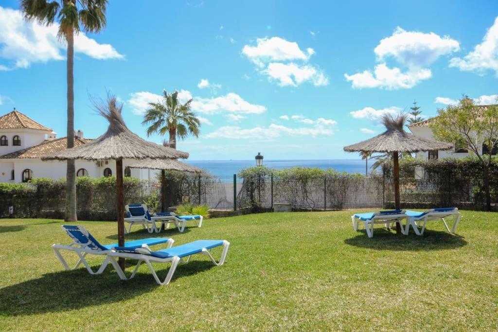2 Bedrooms Sea And Pool View Apt In Duquesa Golf & Gardens Manilva Castillo de Sabinillas Exterior photo