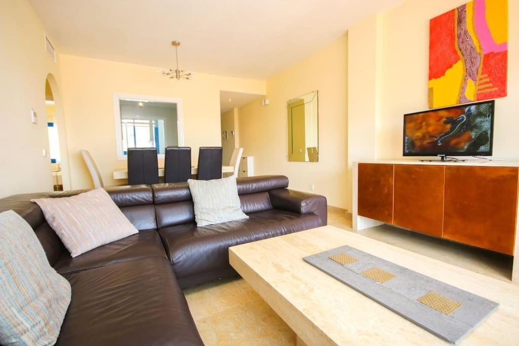 2 Bedrooms Sea And Pool View Apt In Duquesa Golf & Gardens Manilva Castillo de Sabinillas Exterior photo